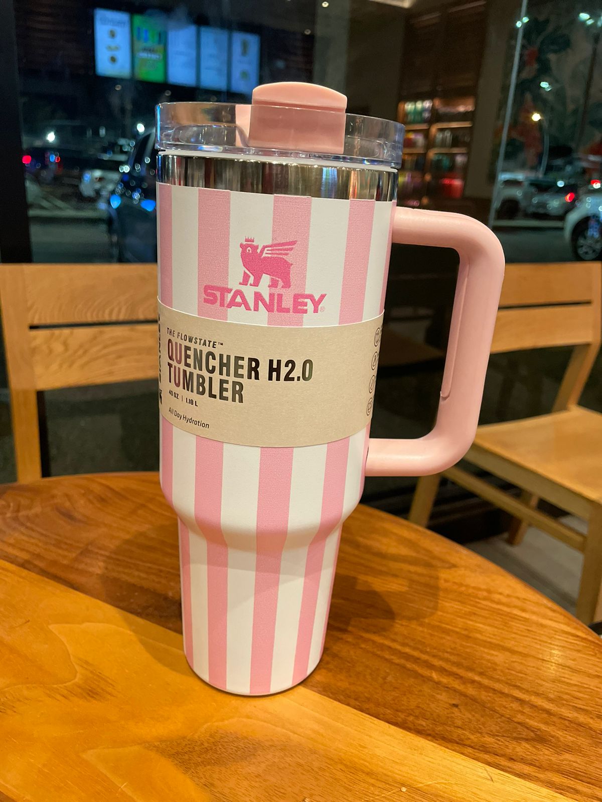 Victoria Secret 40oz Stanley Cup